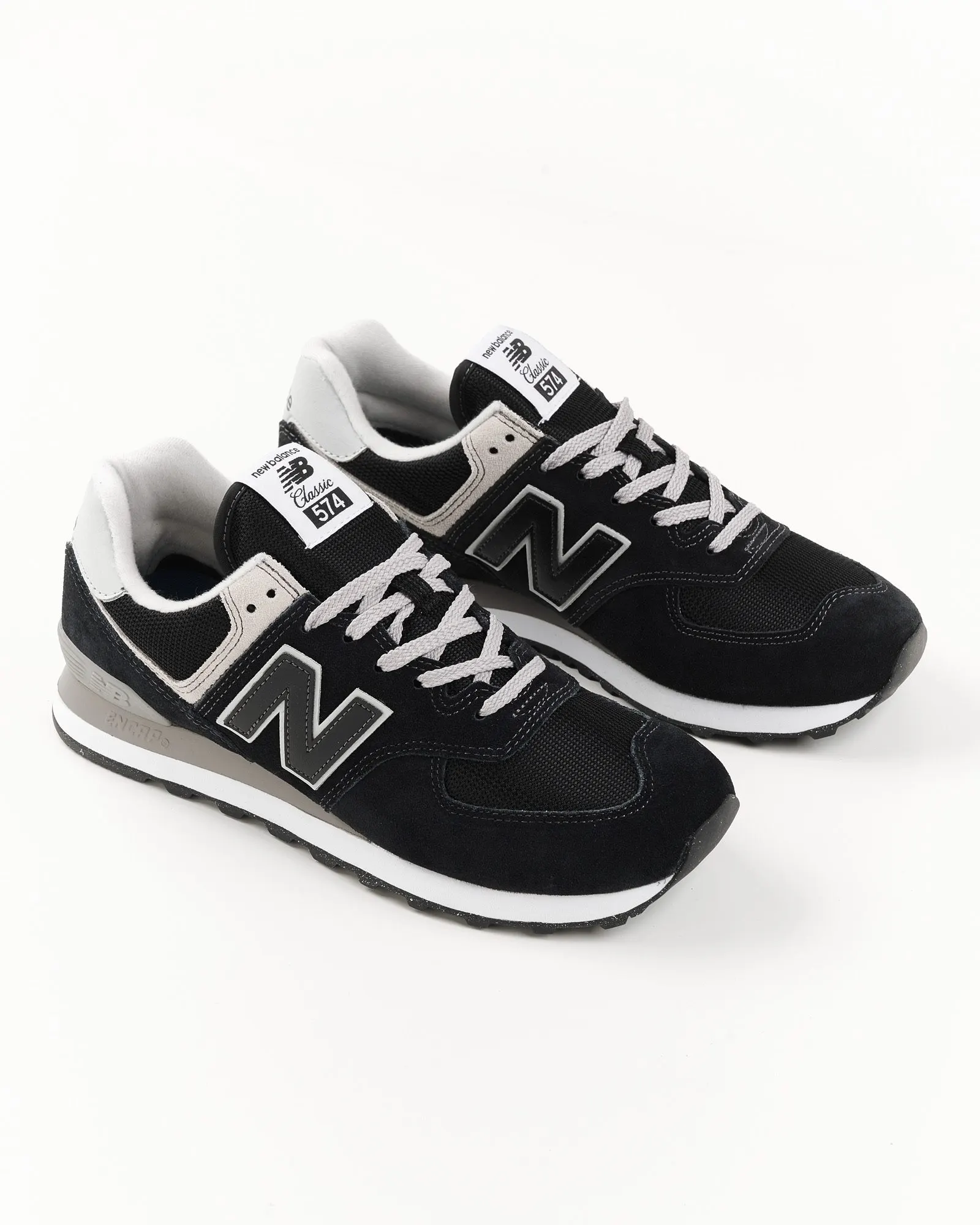 Кросівки чоловічі New Balance 574 ML574EVB, колір сірий — фото 2 з 8