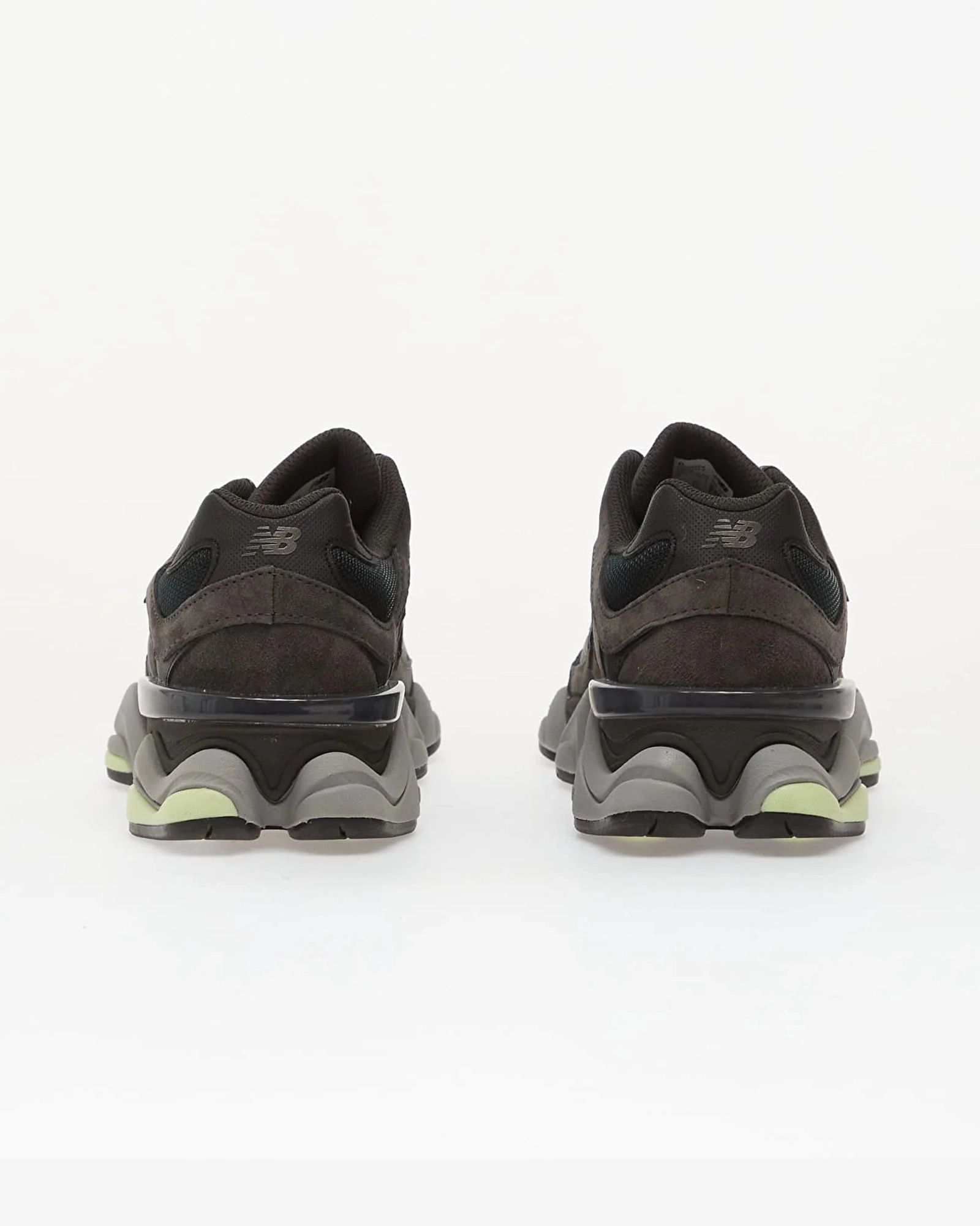 Кросівки чоловічі New Balance 9060 Cordura U90602P8, колір сірий — фото 2 з 6
