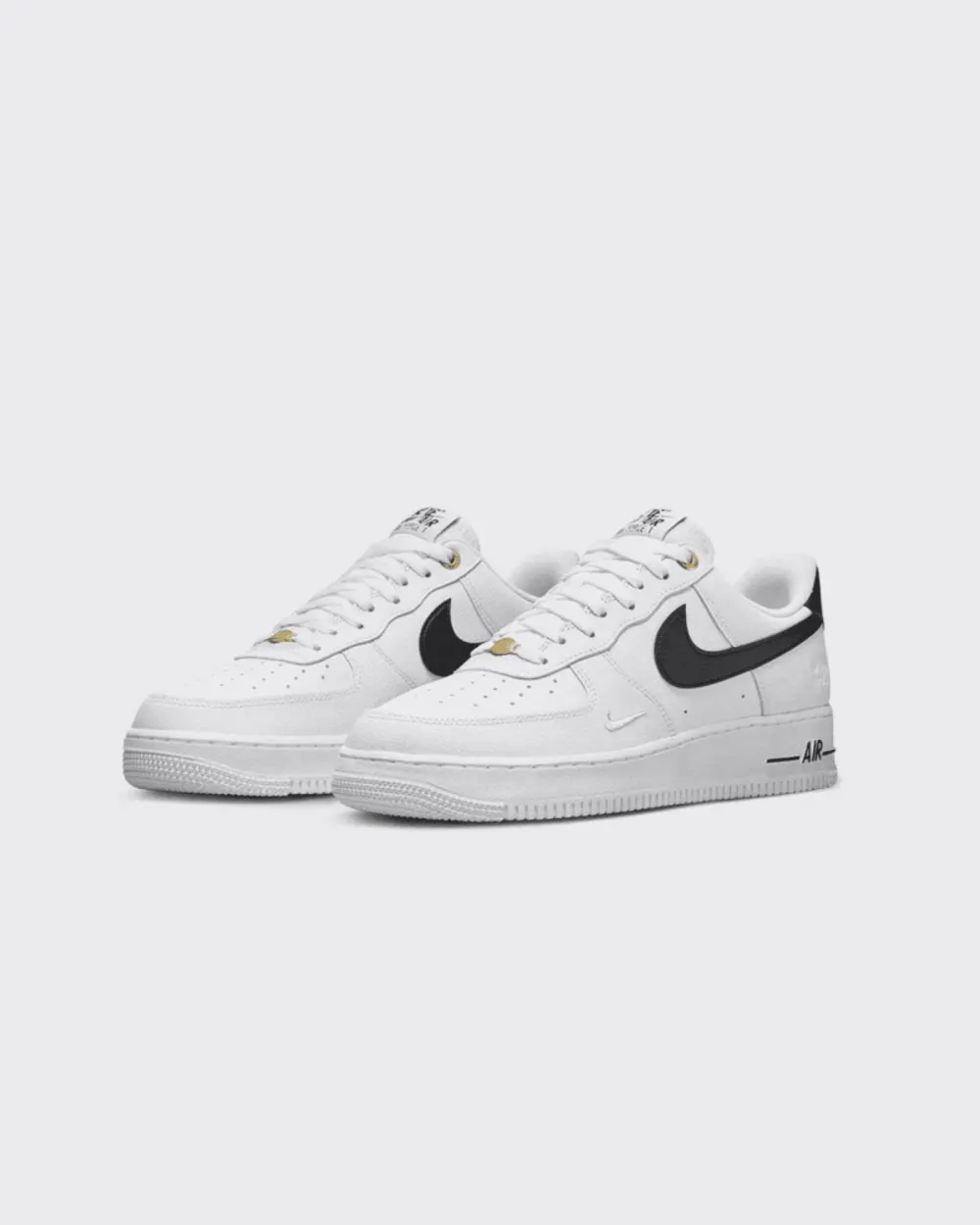Кросівки чоловічі Nike Air Force 1 07 Lv8 DQ7658-100, колір білий