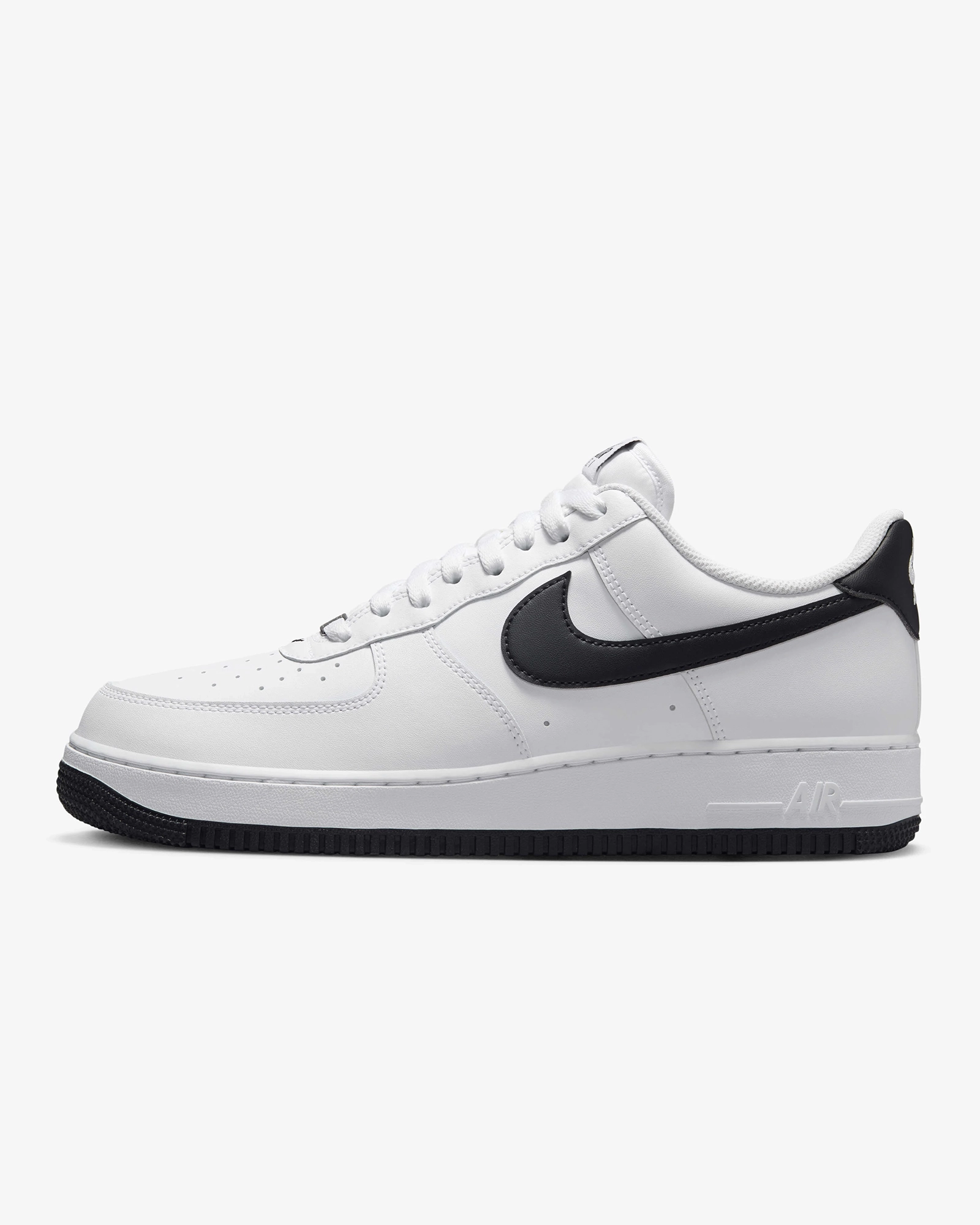 Кросівки чоловічі Nike Air Force 1 Outsole FQ4296-101, колір білий — фото 3 з 8