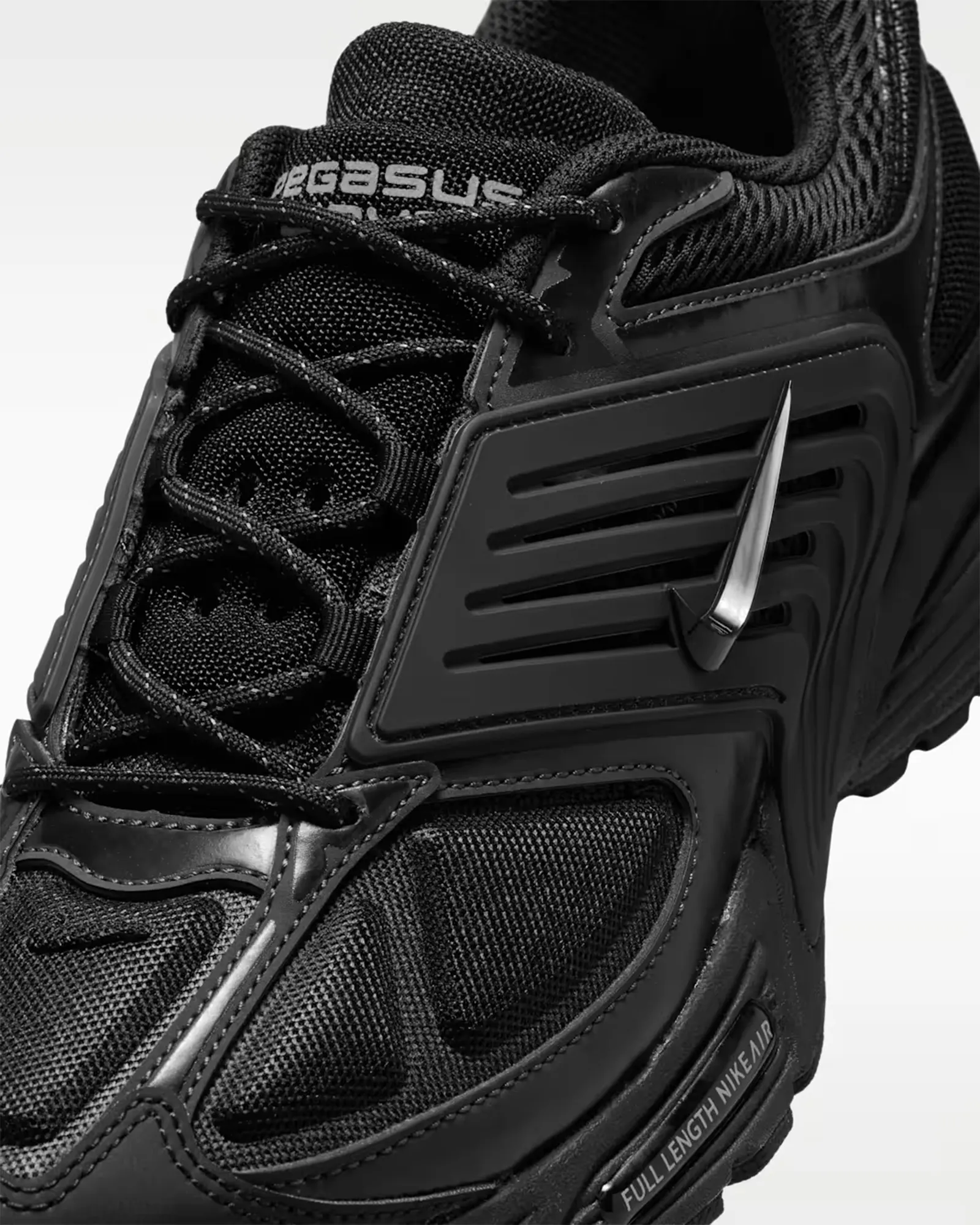 Кросівки чоловічі Nike Air Pegasus Wave IB0612-001, колір чорний — фото 7 з 8
