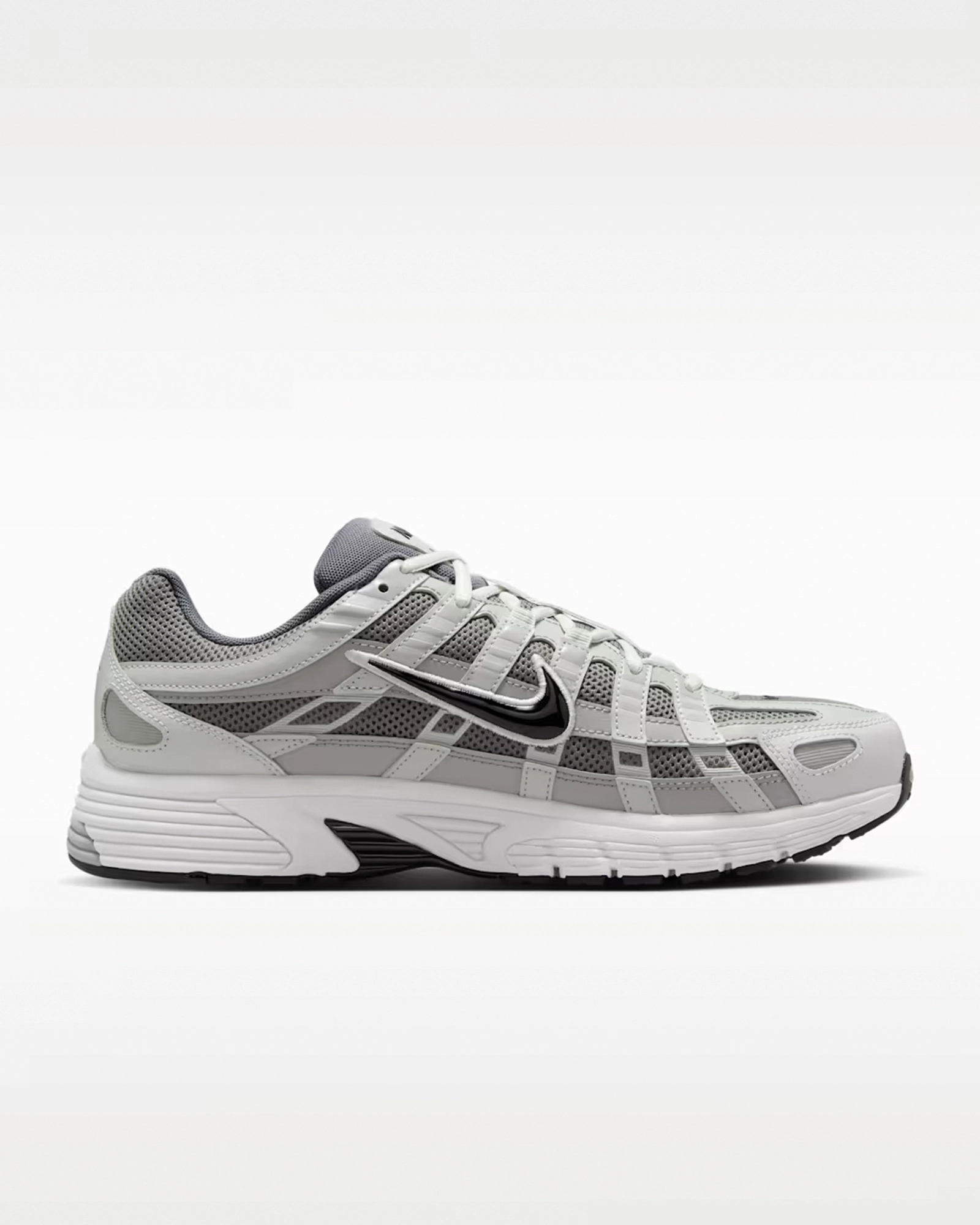 Кросівки чоловічі Nike P-6000 CD6404-031, колір сірий — фото 3 з 8