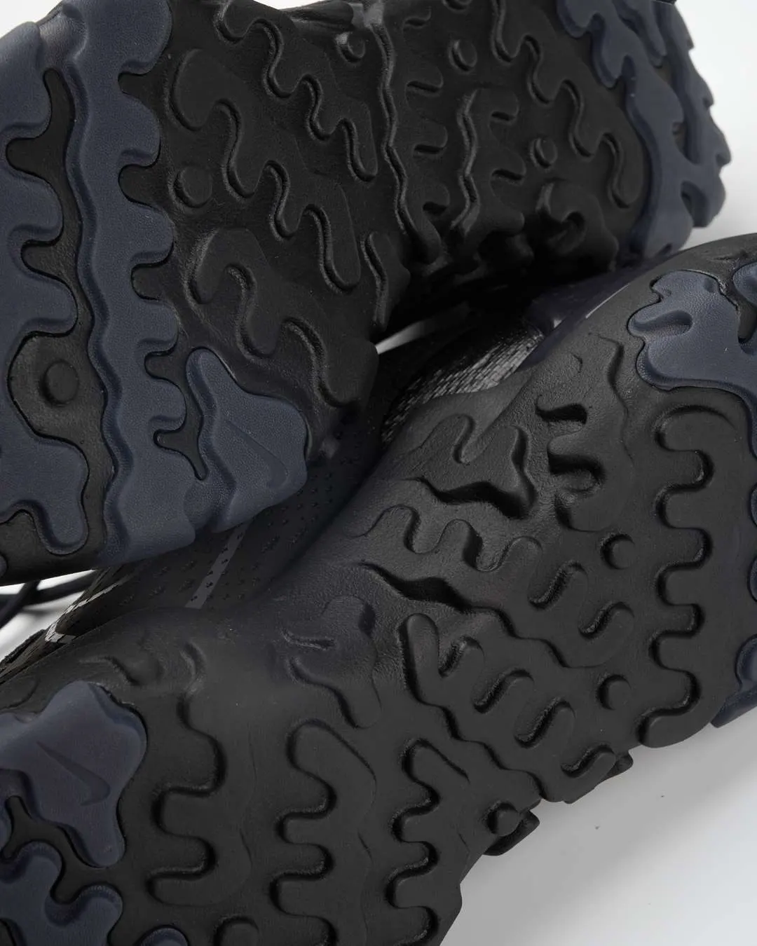 Кросівки чоловічі Nike React Vision CD4373-004, колір чорний — фото 5 з 8