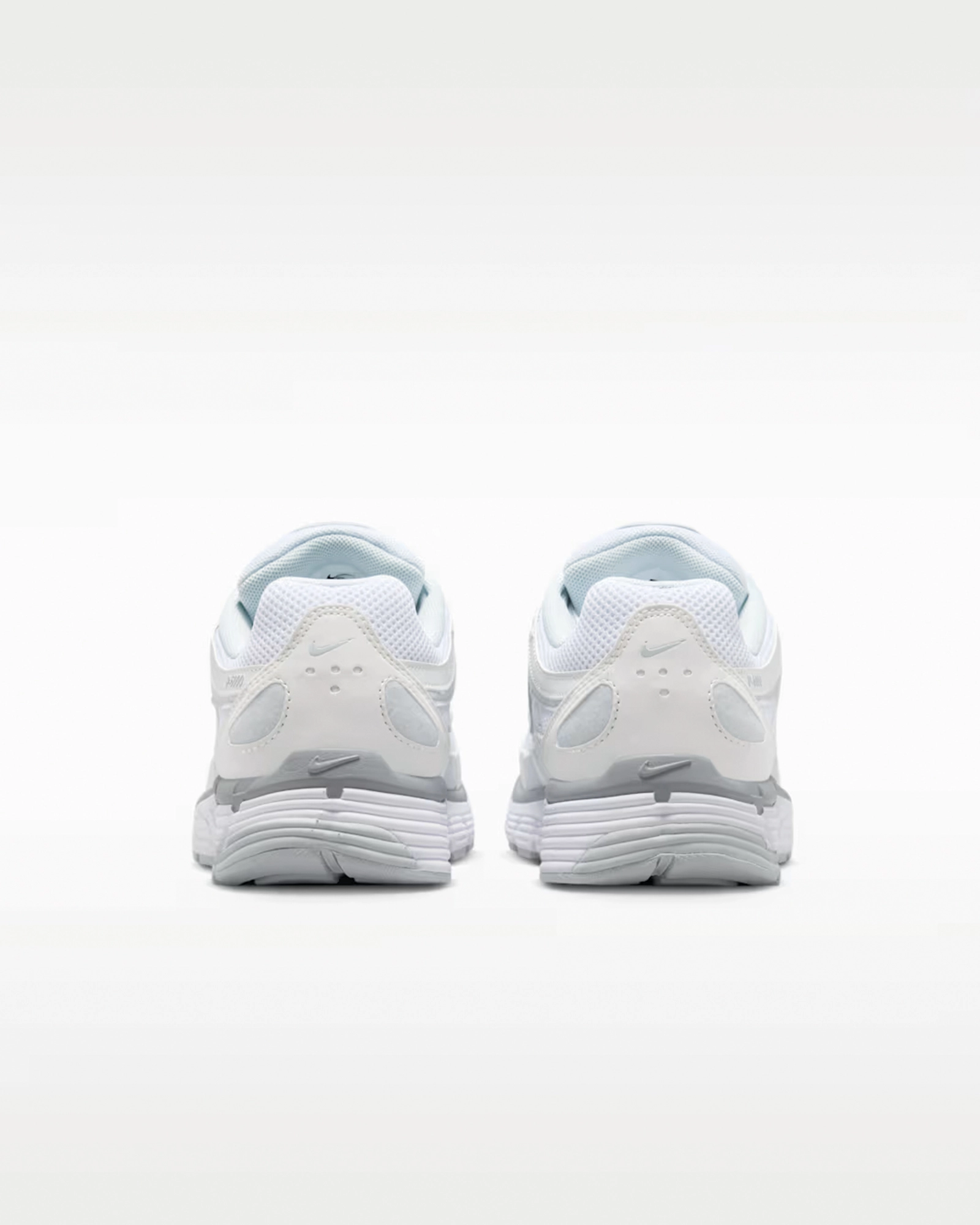 Кросівки жіночі Nike P-6000 FV6603-101, колір білий — фото 4 з 8