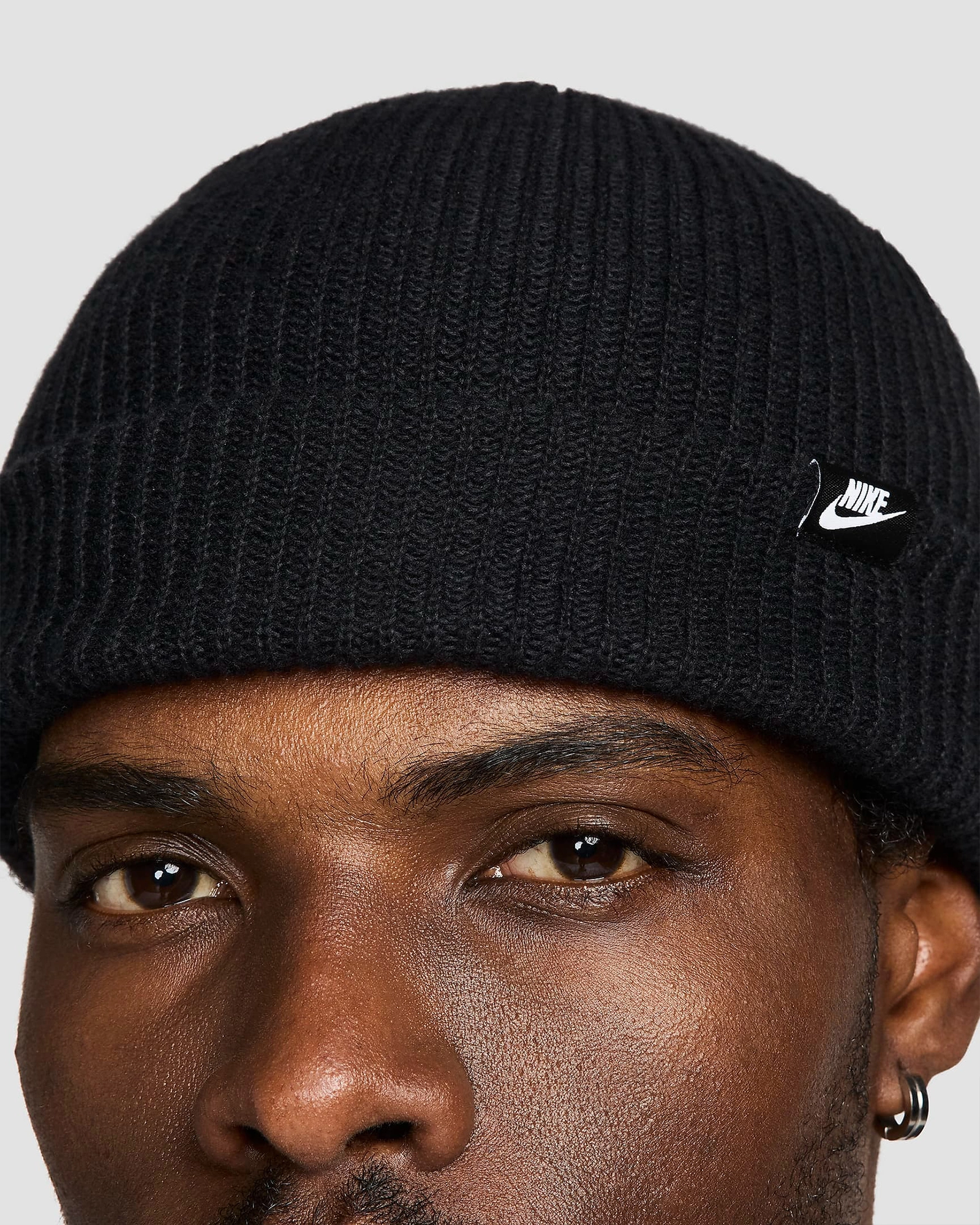 Шапка Nike Terra Beanie Sc Fut365 HF0176-010, колір чорний — фото 4 з 4