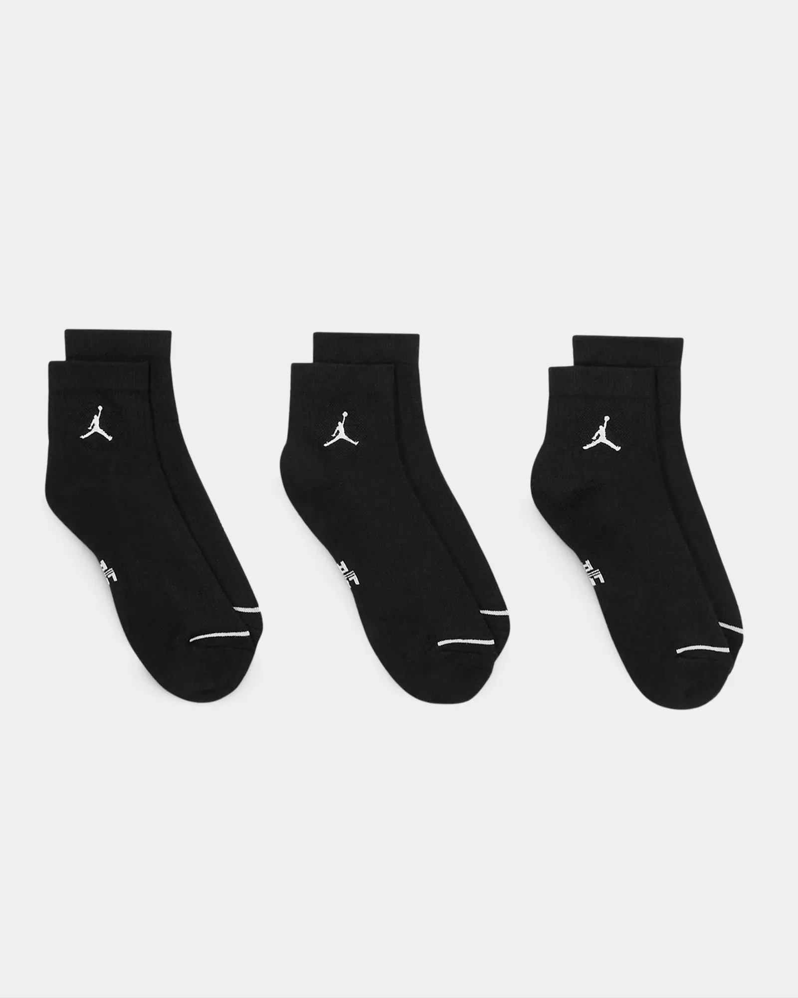 Шкарпетки Jordan Cush Poly Ankle 3PR DX9655-010, колір чорний — фото 2 з 4