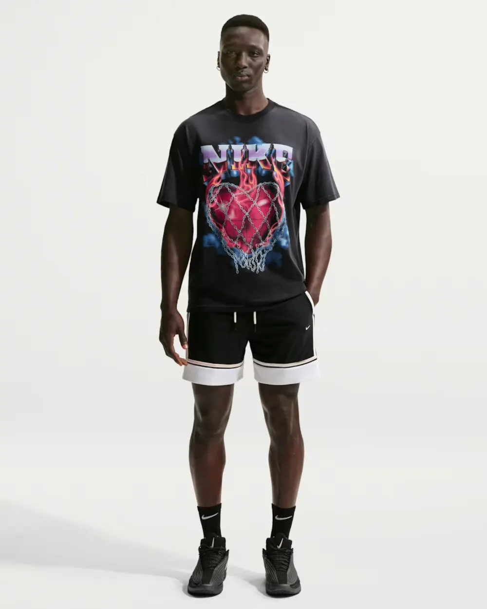 Шорти чоловічі Nike Standard Issue Dri-FIT 6" IF1589-010, колір білий