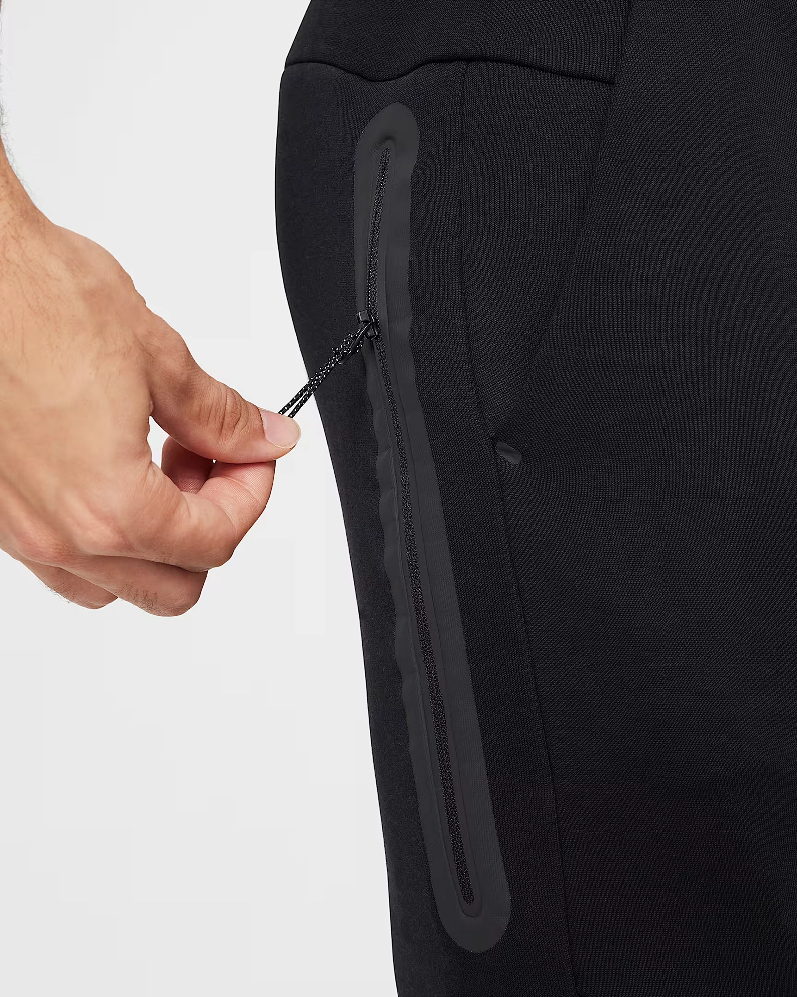 Штани чоловічі Nike Tech Fleece Joggers HV0959-010, колір чорний — фото 4 з 7